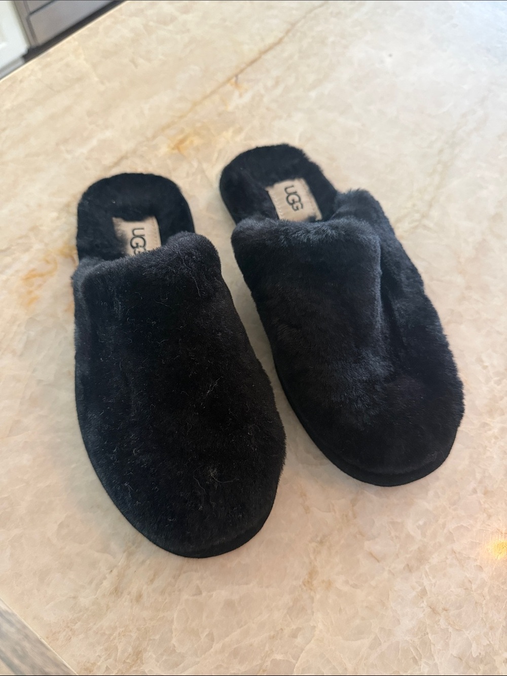 Ugg women’s slipper